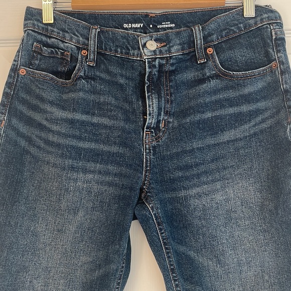 Old Navy, women’s jean capris, size 6 - Picture 2 of 3